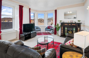 Oban Bay Views - Fireplace, Games & Books